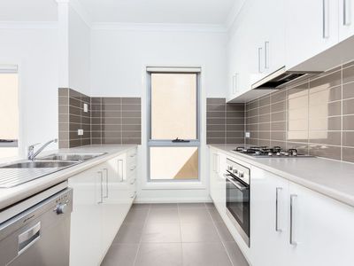 2 / 49 Hope Way, Tarneit