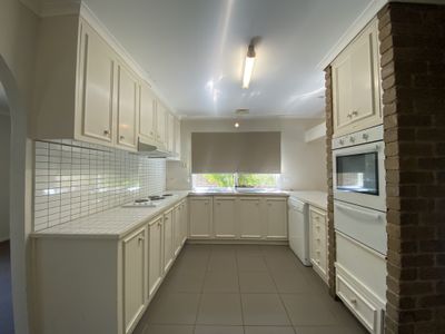 92 Powell Drive, Hoppers Crossing