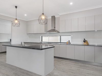 23 Esplanade, Jacobs Well
