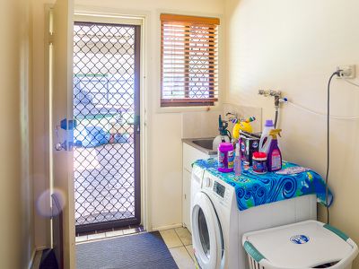 6 CARMEL COURT, Point Vernon