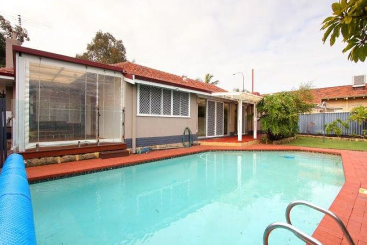 453 Canning Highway, Como