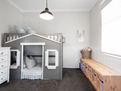 19 Melba Street, Piccadilly