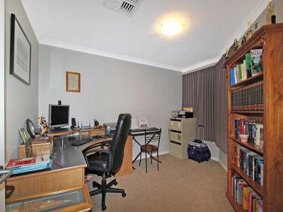 16 Vitali Crescent, Somerville