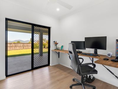 1 Red Gum Close, Mount Sheridan