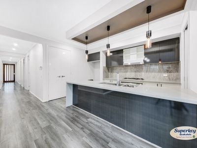 16 Moylan Drive, Rockbank