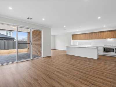 45 Fairground Promenade, Berwick