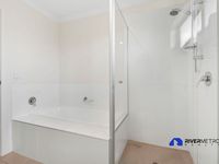 19 Midgley Street, Dakabin