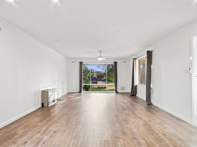 4 Wright Court, Sale