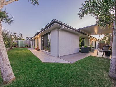 7 Amalia St, Birkdale