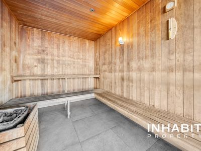 2004 / 105 Stirling Street, Perth