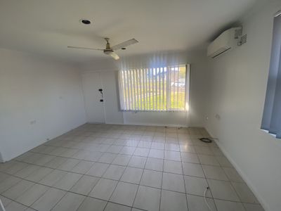 27 St Johns Street, Busby