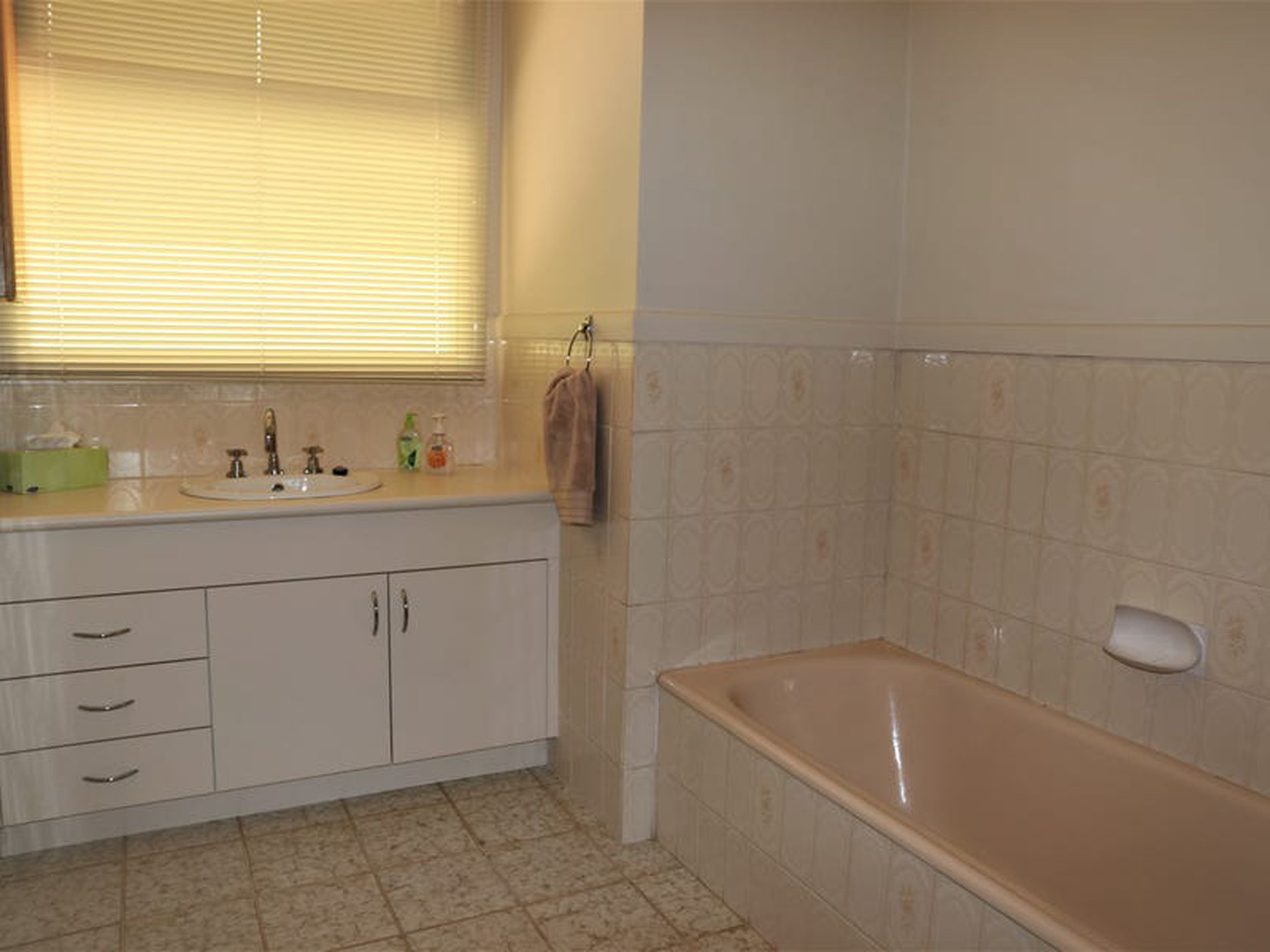 74 Anglesey St, Seymour