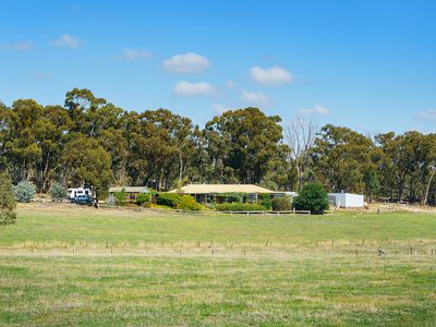 86 Holdens Road, Campbells Creek