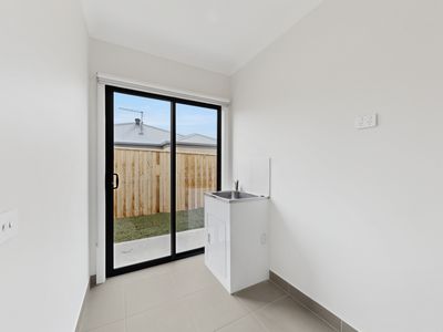 27 Balcarra Street, Clyde North