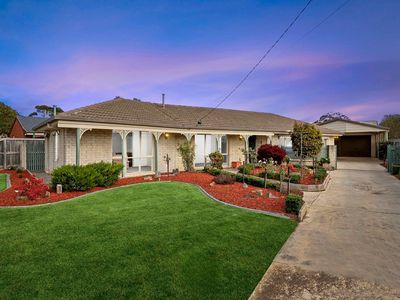 13 Mornane Road, Marshall