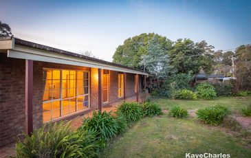 63 Beaconsfield-Emerald Road, Beaconsfield Upper
