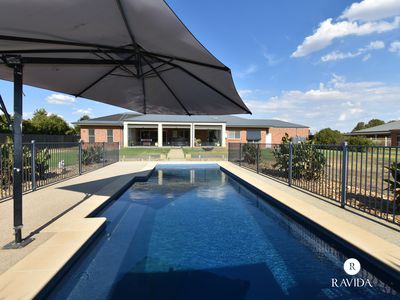 13 Pin Oak, Wangaratta