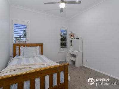 2 Silverleaf Lane, Moorebank