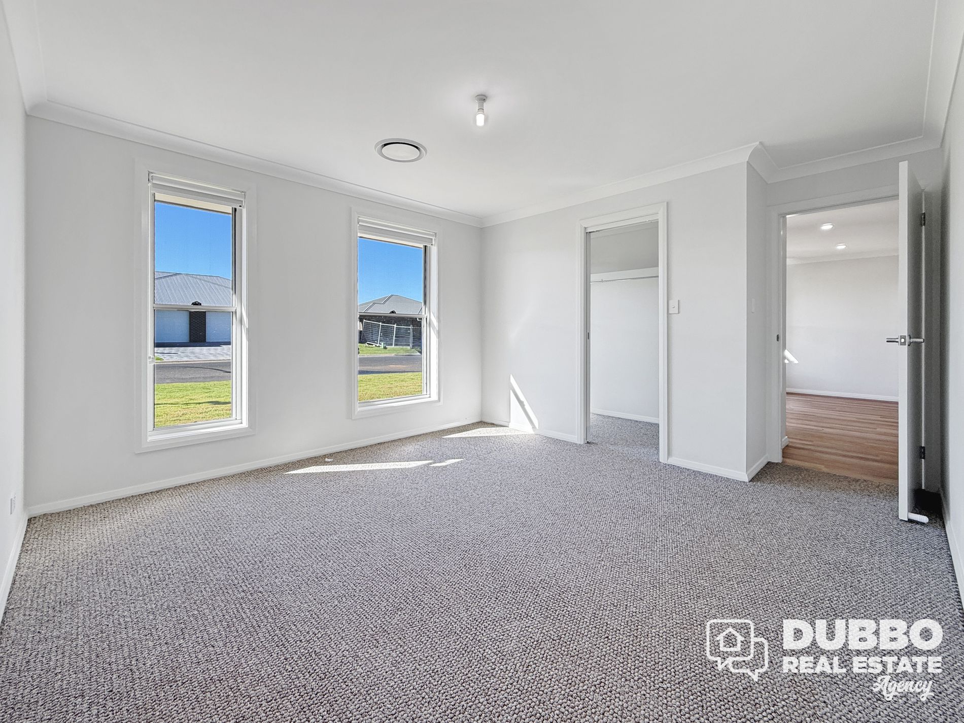 8B Violet Circuit, Dubbo