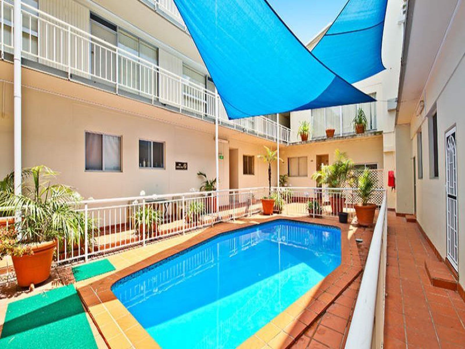 16 / 19 Forbes (entrance On Plunkett St Off Burke St) Street, Woolloomooloo