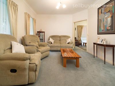 2 FENWICK COURT, Wodonga