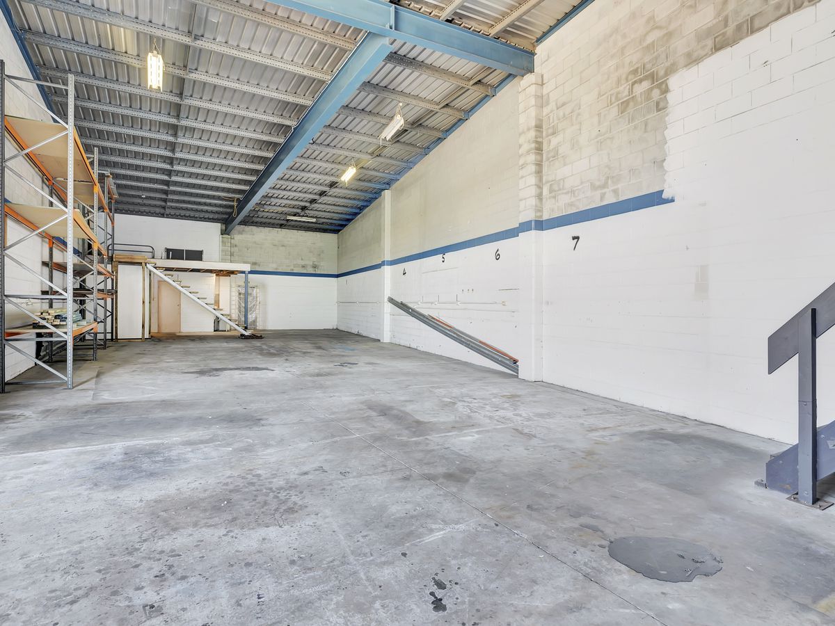 10 Keller Crescent, Carrara