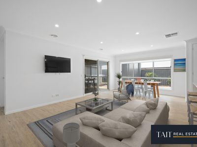 11 Cormorant Way, Wangaratta