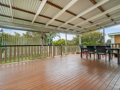 57 Moreton Avenue, Wynnum