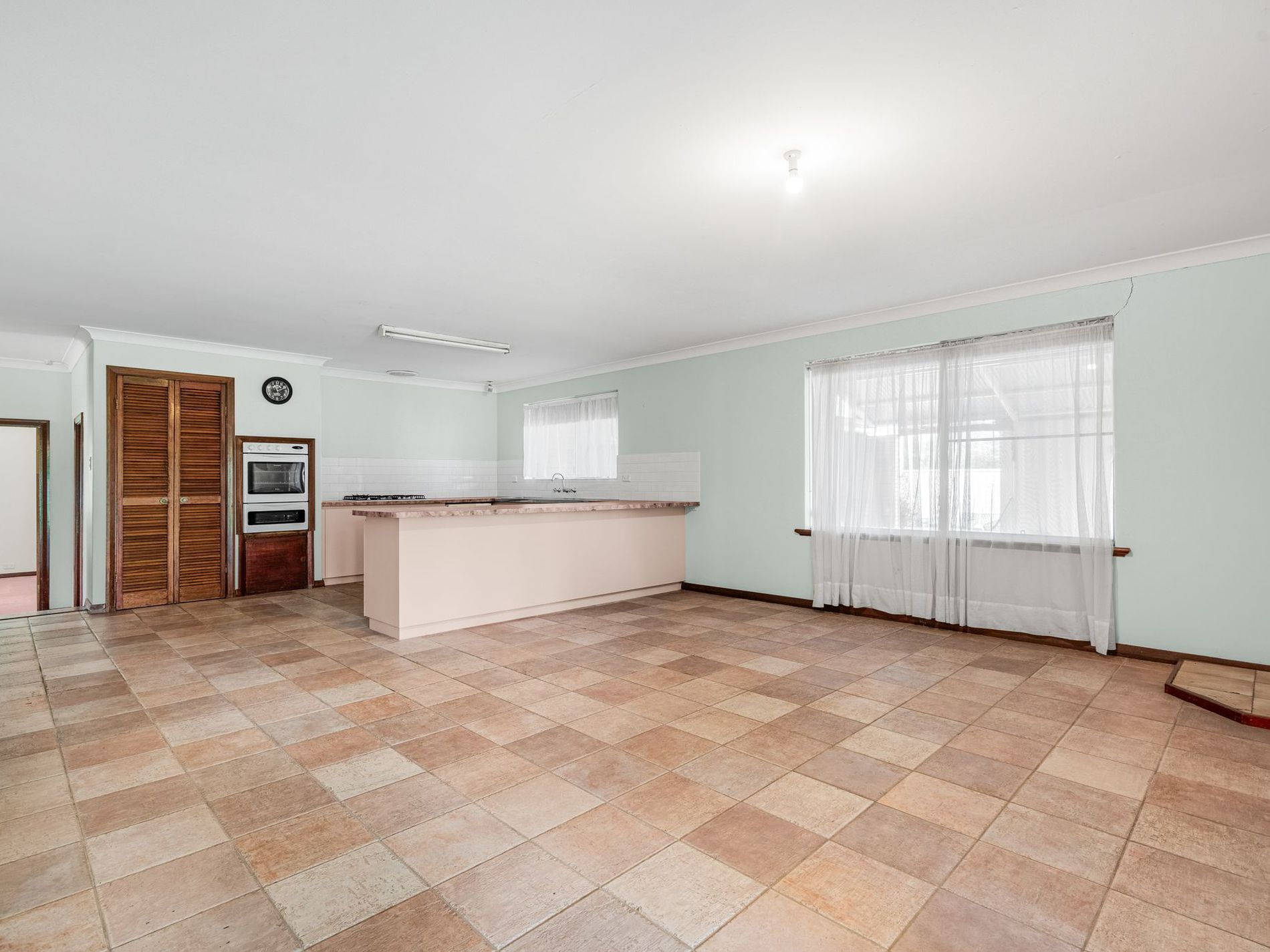 18 Albert Road, Middle Swan