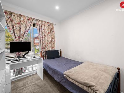 2 / 2 Markovina Street, Edensor Park