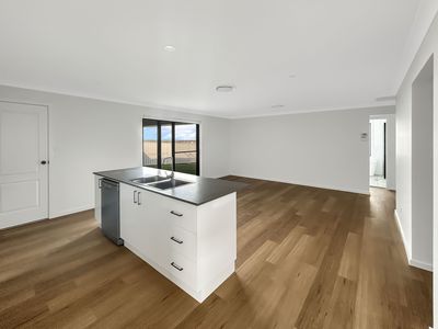2 Malanda Avenue, Dubbo