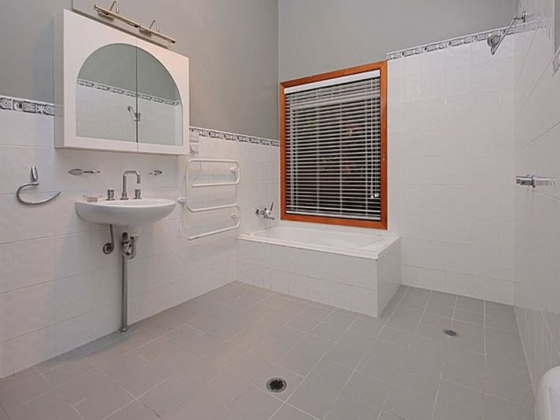 24 Boag Street, Mollymook