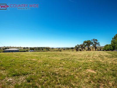 40 Elm Street, Guyra