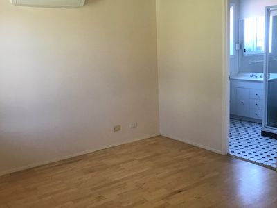 6 Watts Place, West Hoxton