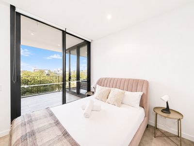 C1008 / 80 Waterloo Road  (entry via Byfield St), Macquarie Park