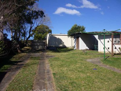 13 Amaral Avenue, Dapto