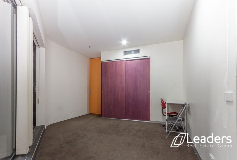 115 / 300 SWANSTON STREET, Melbourne