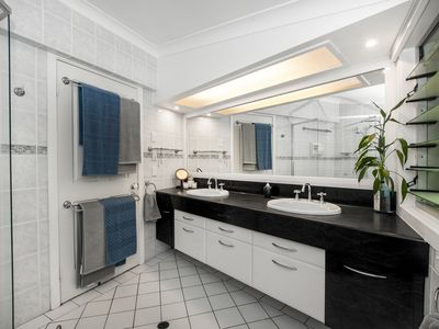 3 Feetham Court, Belgian Gardens
