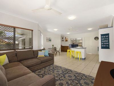 10 White Beech Court, Douglas