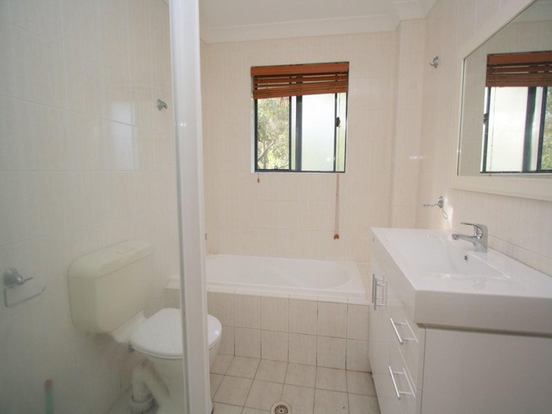 10 / 109-111 Meredith Street, Bankstown