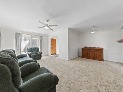 12 Lorraine Court, Pakenham