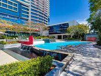32306  9 Lawson St, Southport