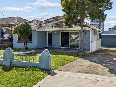 6 McGowen Crescent, Liverpool