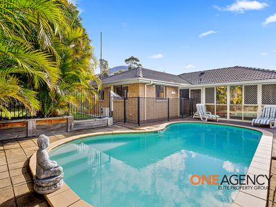 9 Brendon Avenue, Farmborough Heights