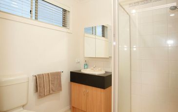 21 Janet Bowman, Beaconsfield