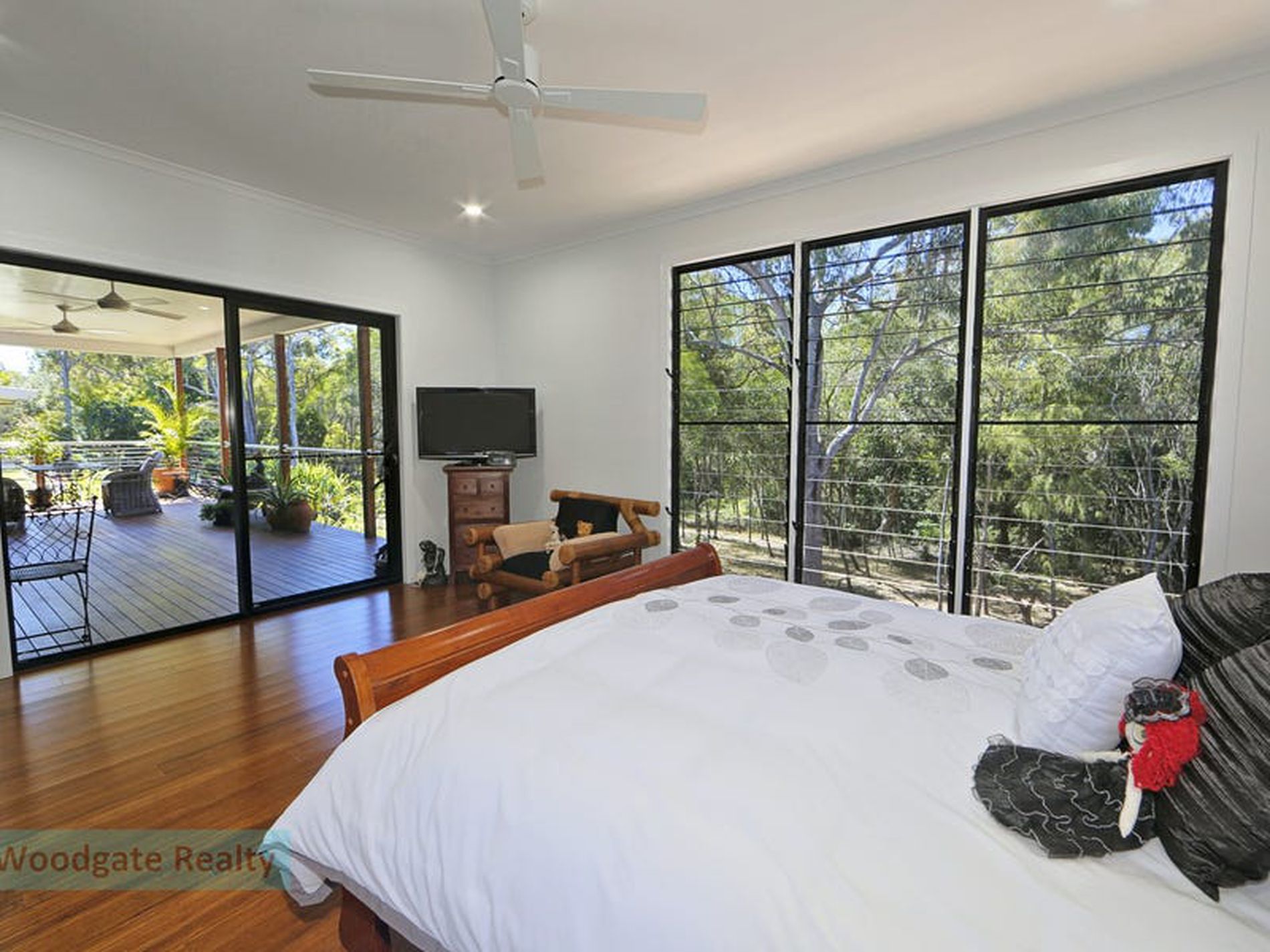 9 Ocean View Dr, Woodgate