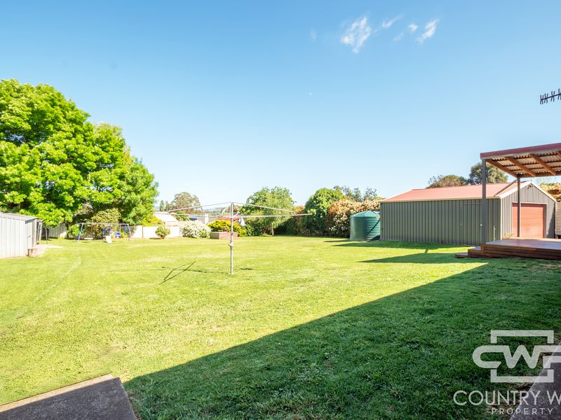 14 Cramsie Crescent, Glen Innes
