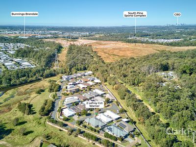 2 Lefroy Court, Warner