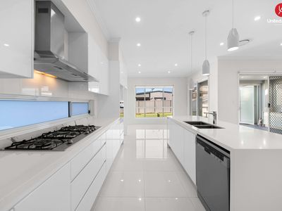 17 Flight Circuit, Middleton Grange