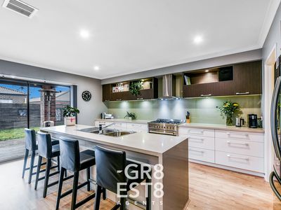 3 Quist Parade, Cranbourne West
